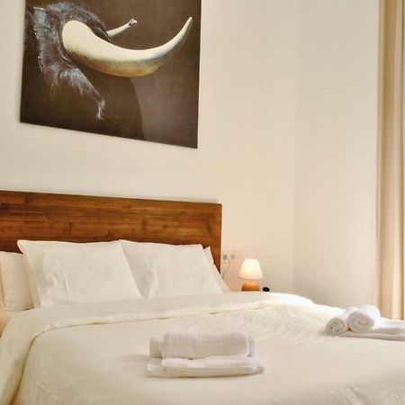 Hola Valencia - Holiday Apartments ภายนอก รูปภาพ