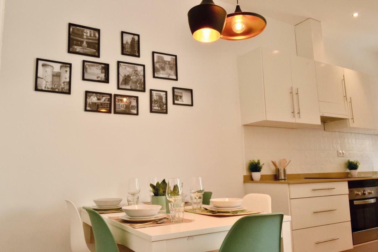 Hola Valencia - Holiday Apartments ภายนอก รูปภาพ