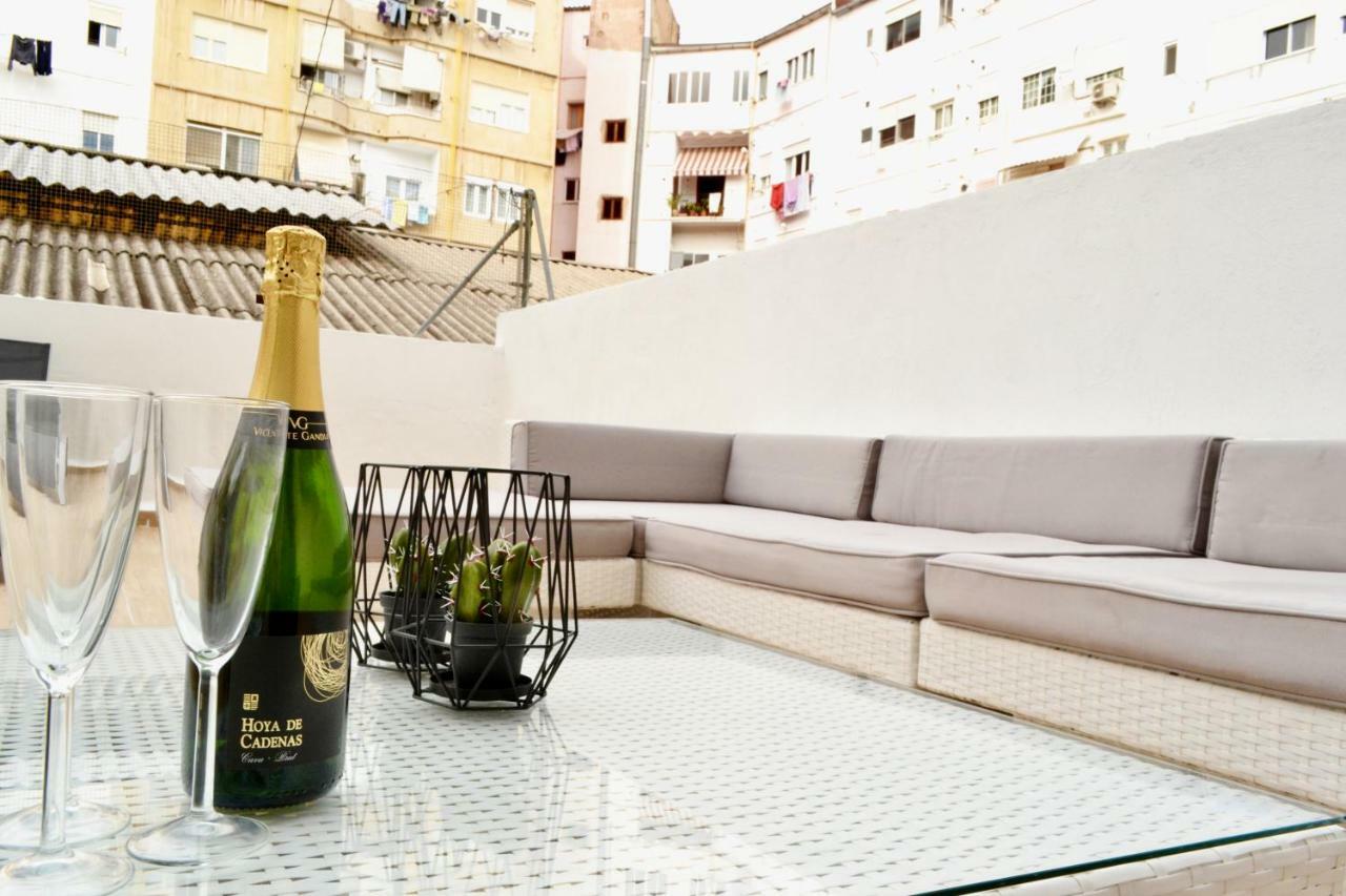 Hola Valencia - Holiday Apartments ภายนอก รูปภาพ