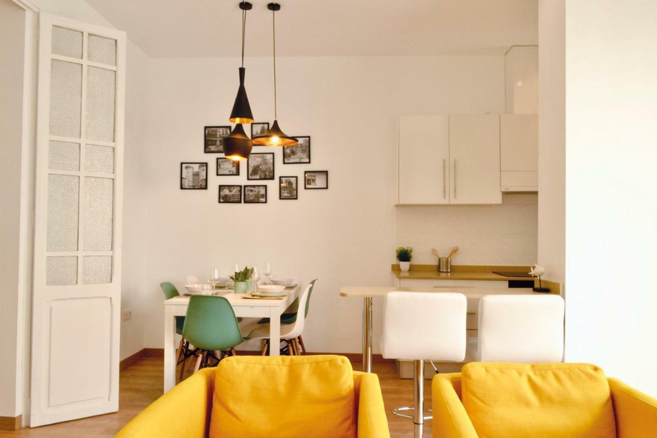 Hola Valencia - Holiday Apartments ภายนอก รูปภาพ